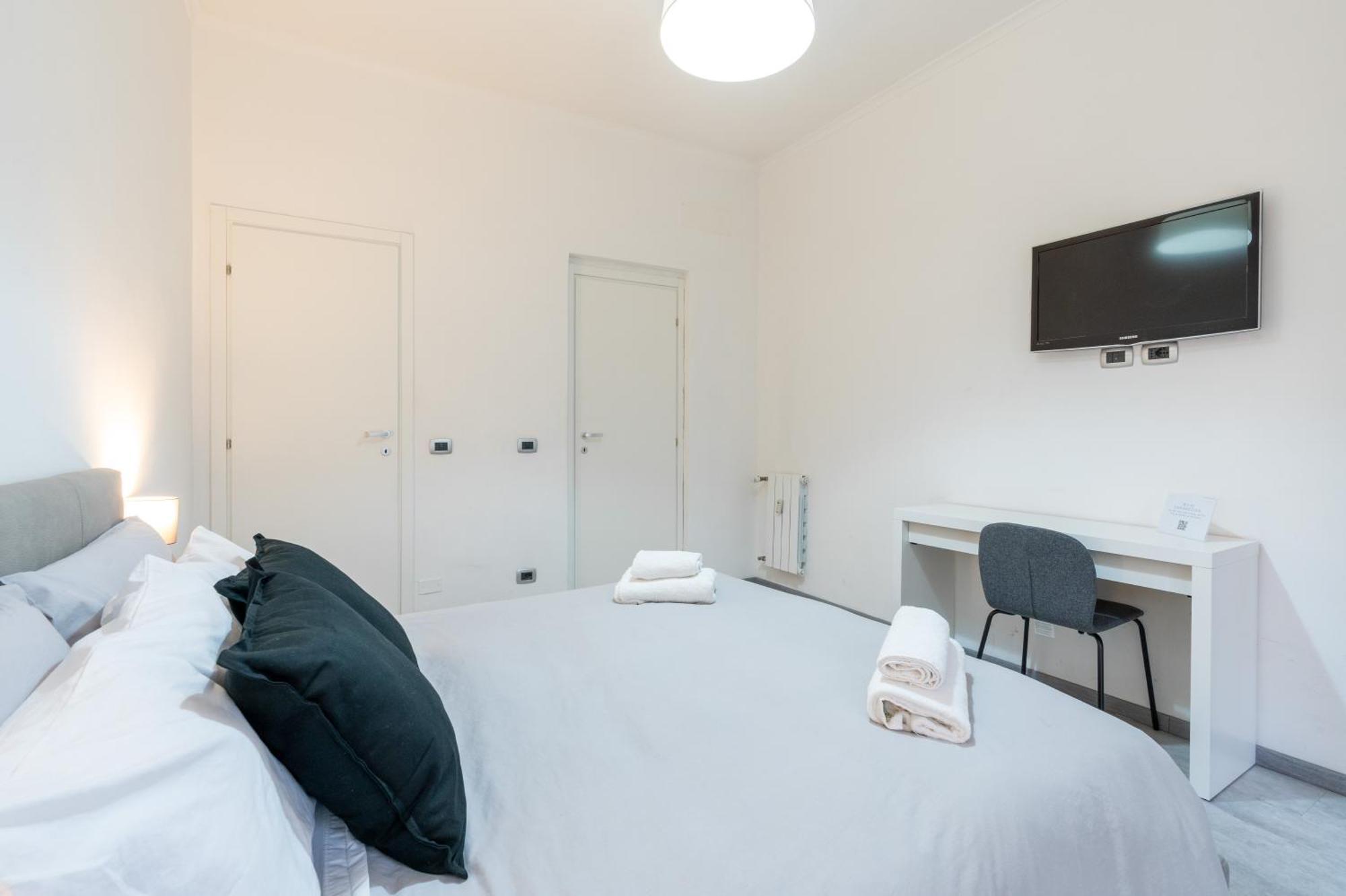 Amazing Apartment Near To Colosseo And Subway Roma Exterior foto
