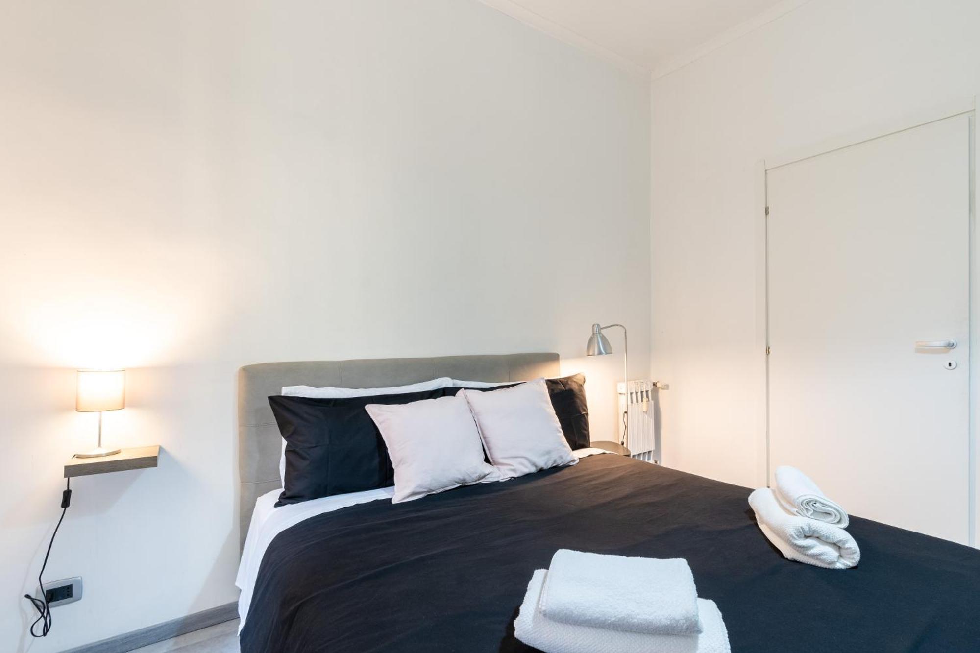 Amazing Apartment Near To Colosseo And Subway Roma Exterior foto